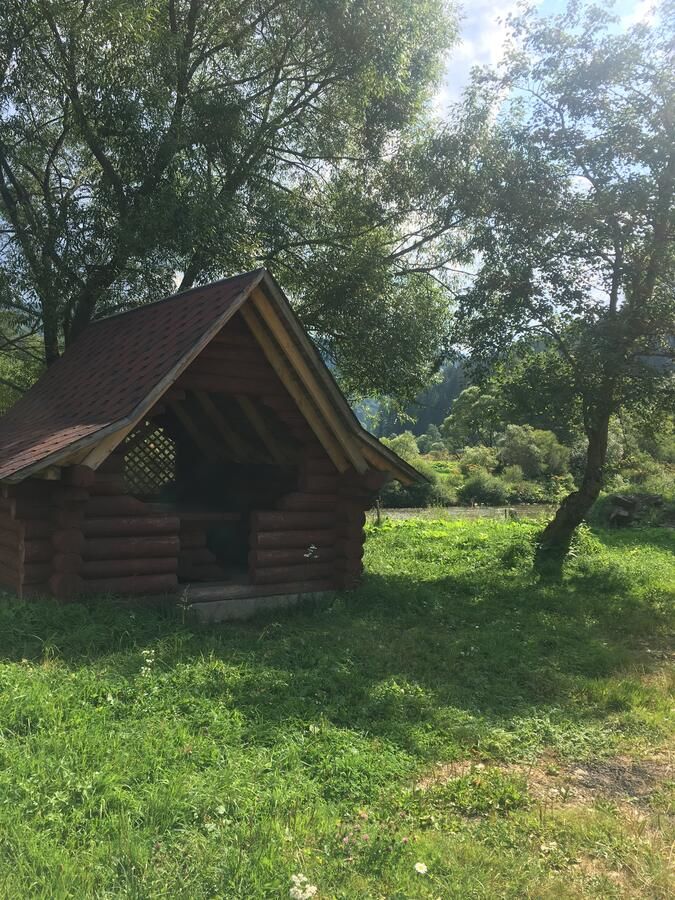 Апартаменты Котедж біля річки Kelechin